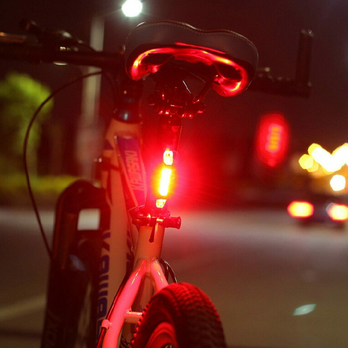 Fanale posteriore per bici a LED USB ricaricabile